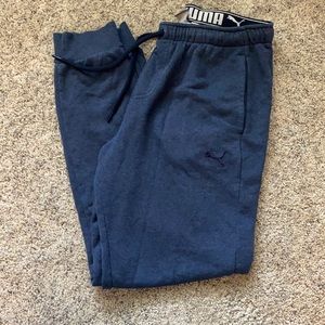 Men’s Puma sweatpant jogger with pockets size L